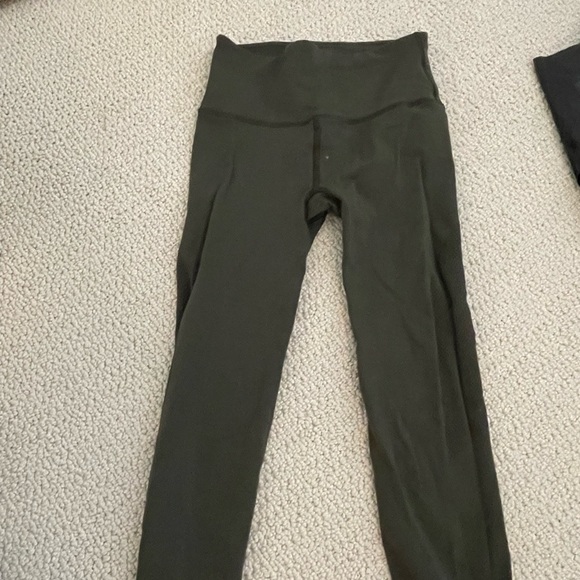 Lululemon leggings - Picture 1 of 2